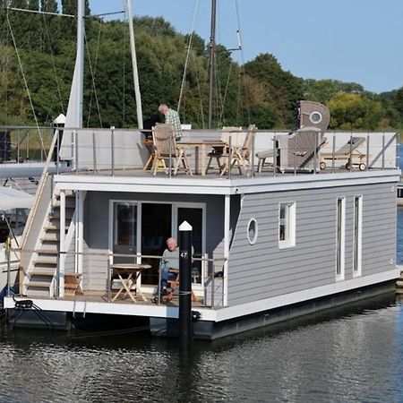 Hausboot Liliput Hotel Stralsund Kültér fotó