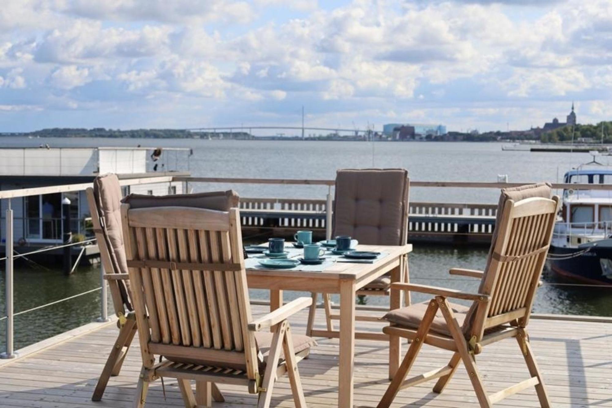 Hausboot Liliput Hotel Stralsund Kültér fotó