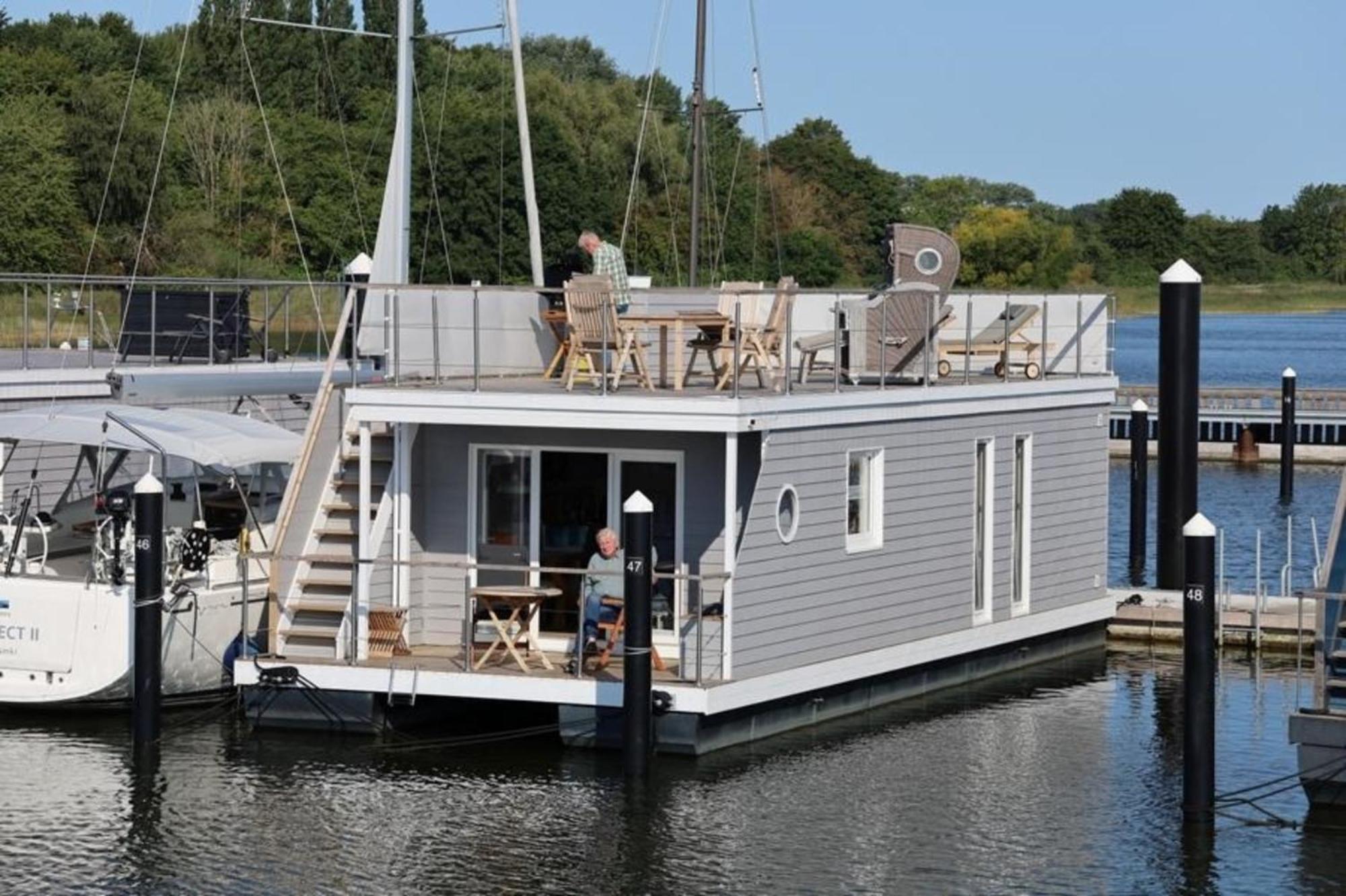 Hausboot Liliput Hotel Stralsund Kültér fotó